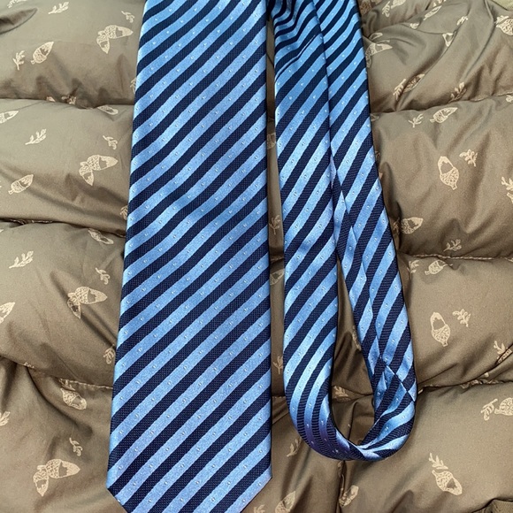 NEW VILLA PONTI 100% SETA SILK TIE WITH OUT TAGS - Picture 5 of 7